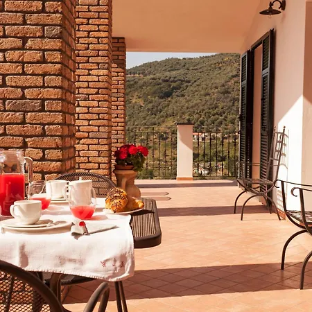 Vakantieboerderij Benza Imperia